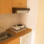 Toroneon アパートホテル