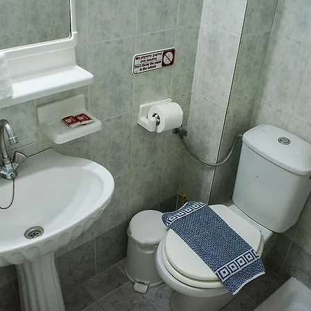 Toroneon Studios Lejlighedshotel