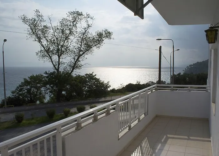 Toroneon Hotel apartamentowy